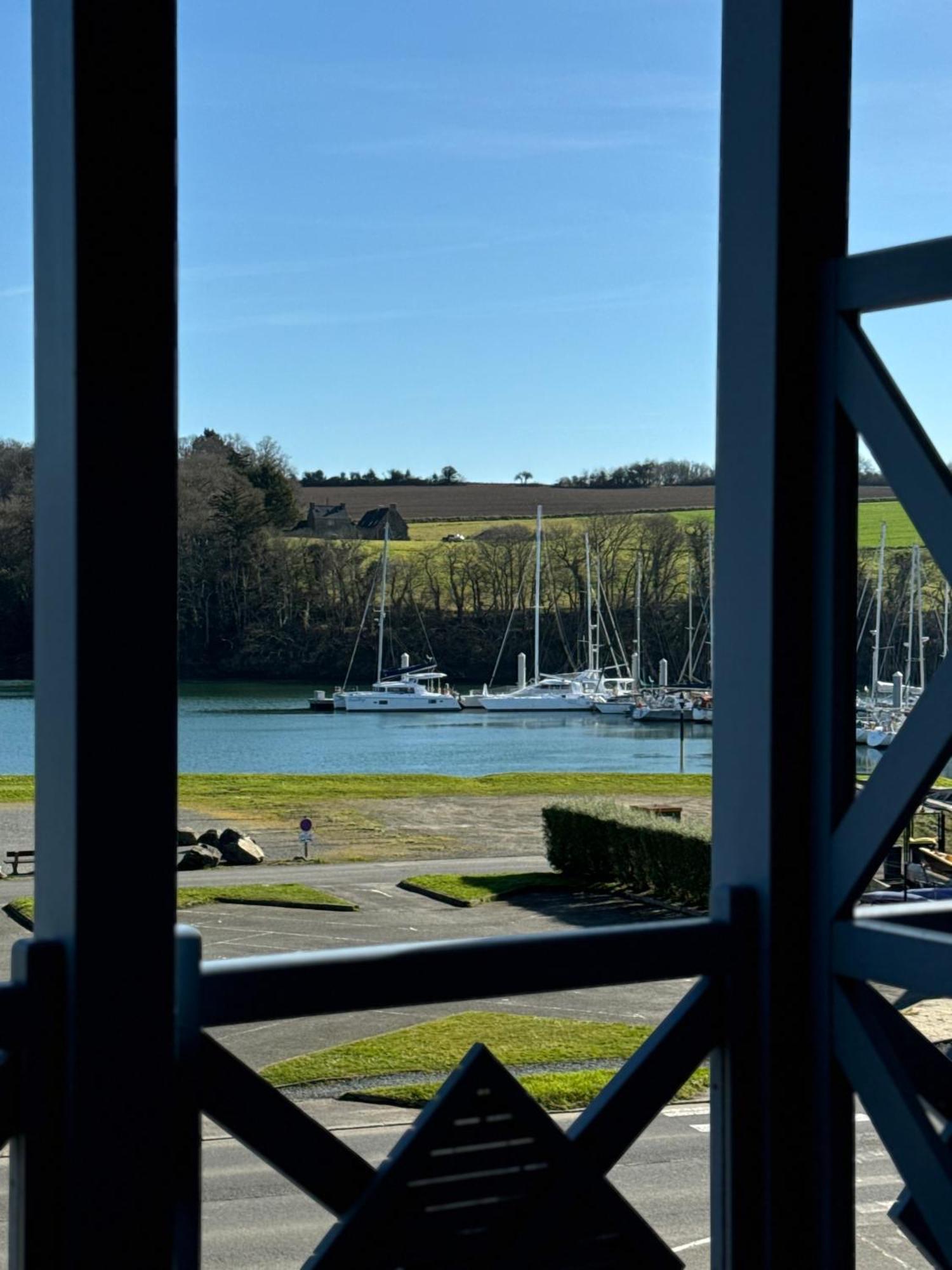 Aigue Marine Logis Et Restaurant Tréguier