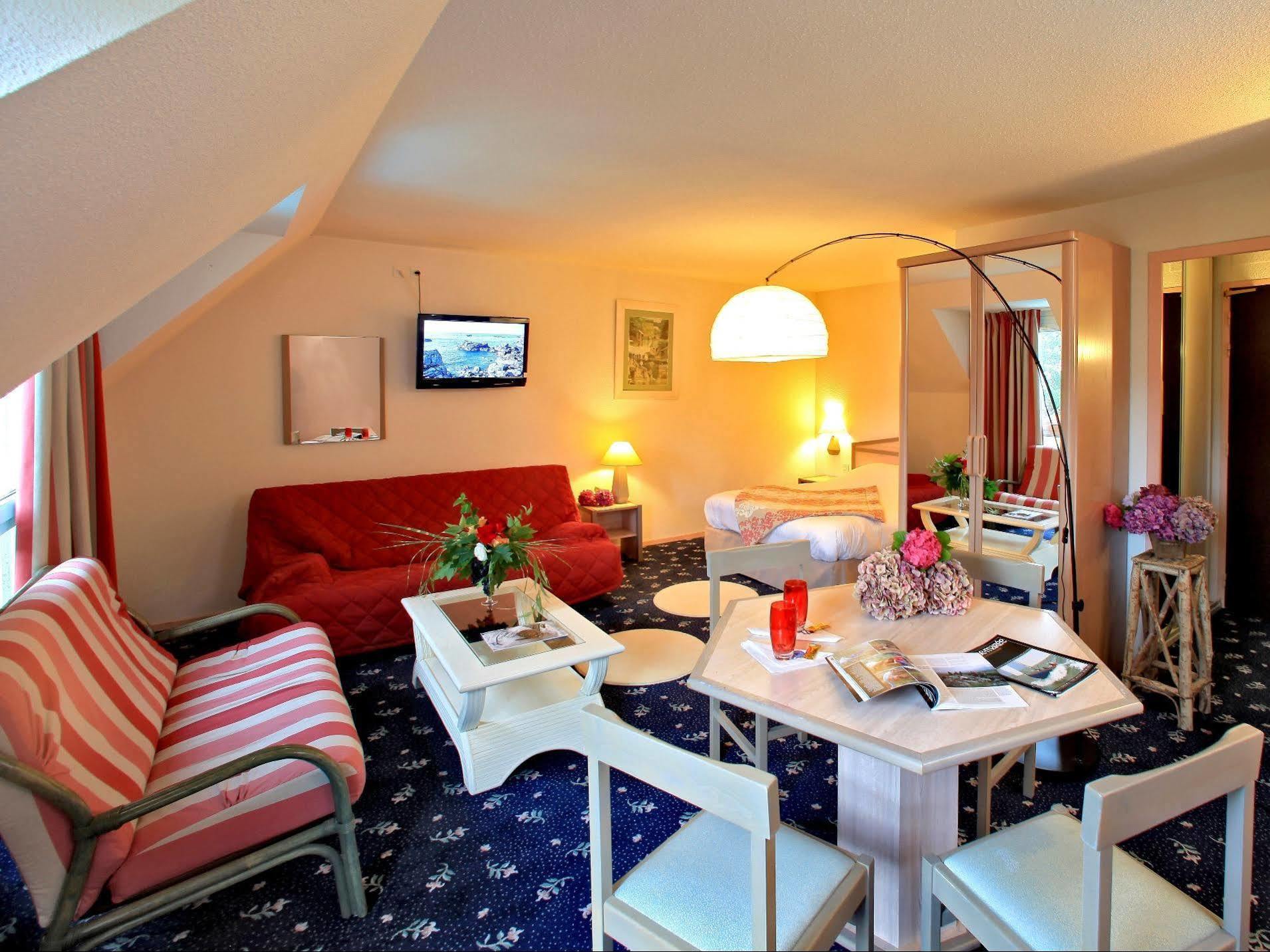 Aigue Marine Hotel Treguier