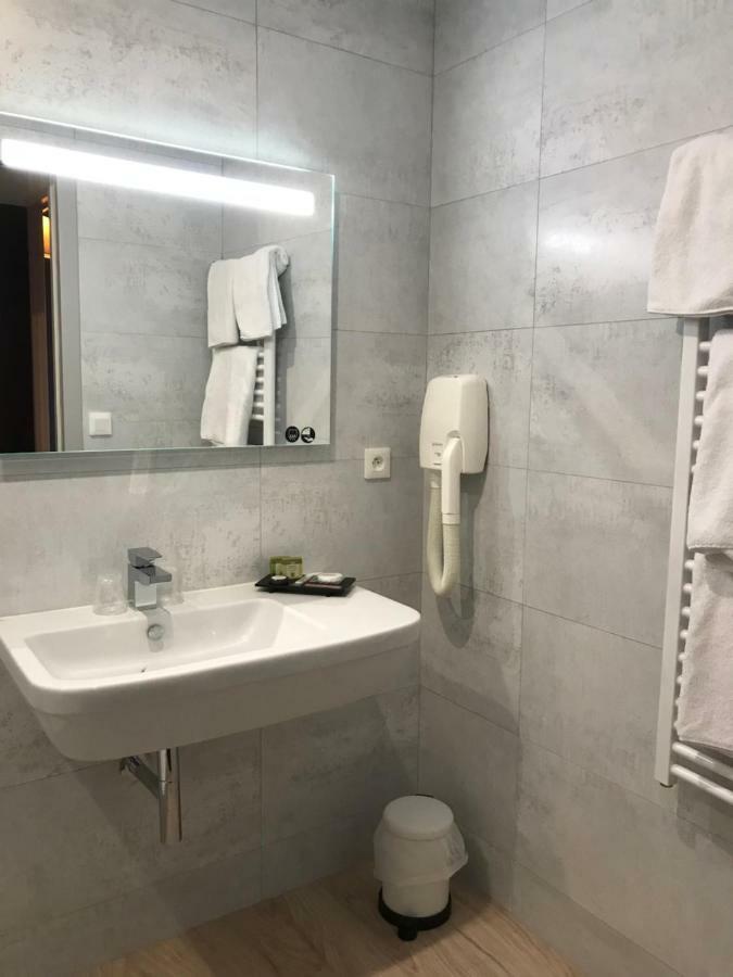 Hotel Aigue Marine Logis Et Restaurant 3*